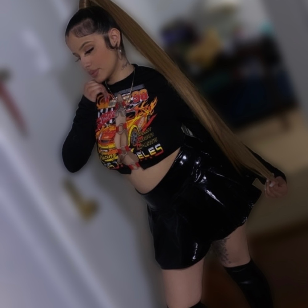 Black crop top